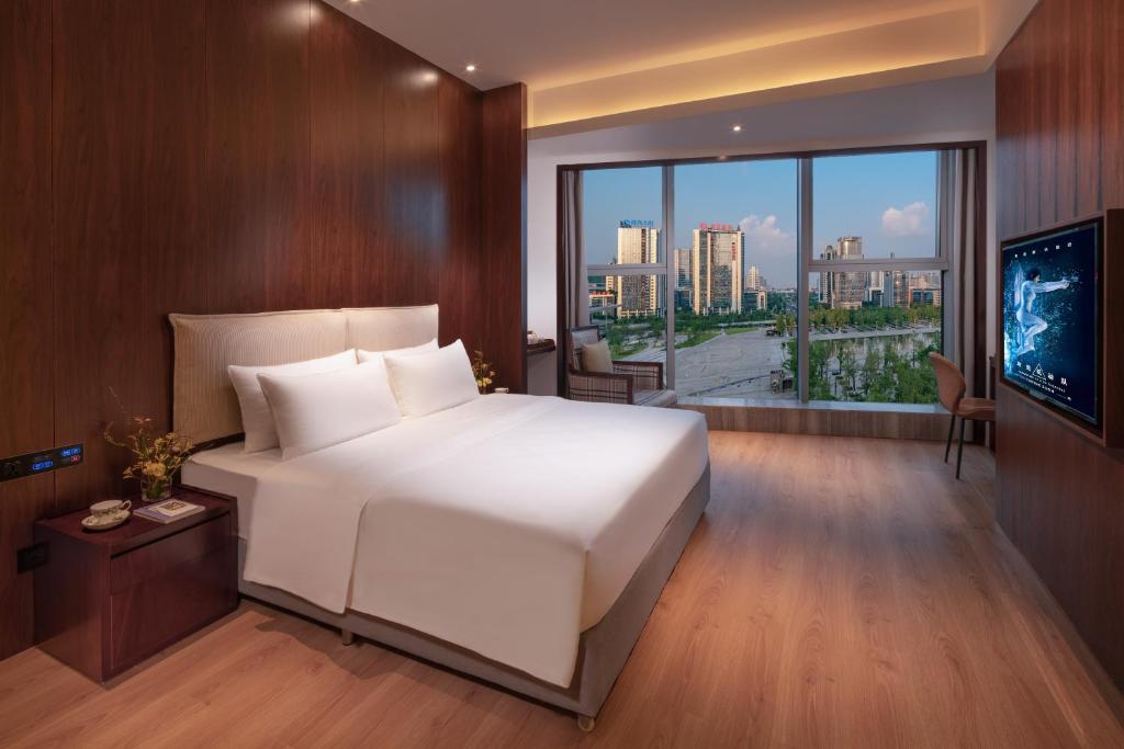 Xunguang Hotel - Chongqing Liangjiang Happiness Plaza photo 2