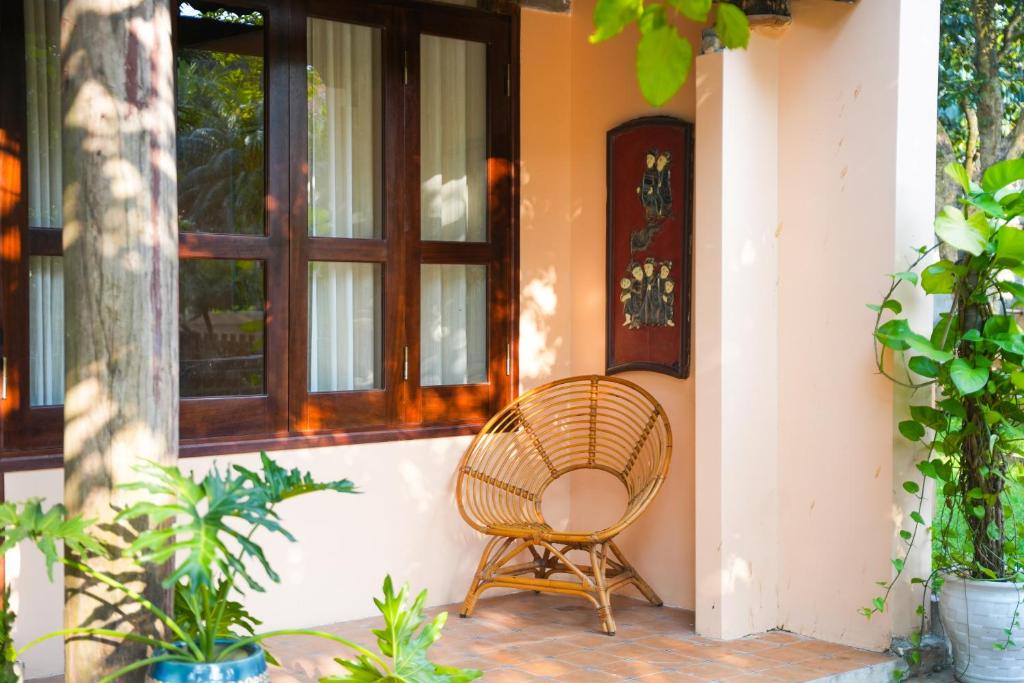 Bavi Hideaway Retreat - Venue Travel