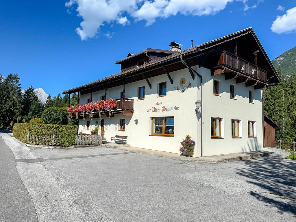 Alte Schmiede photo 1