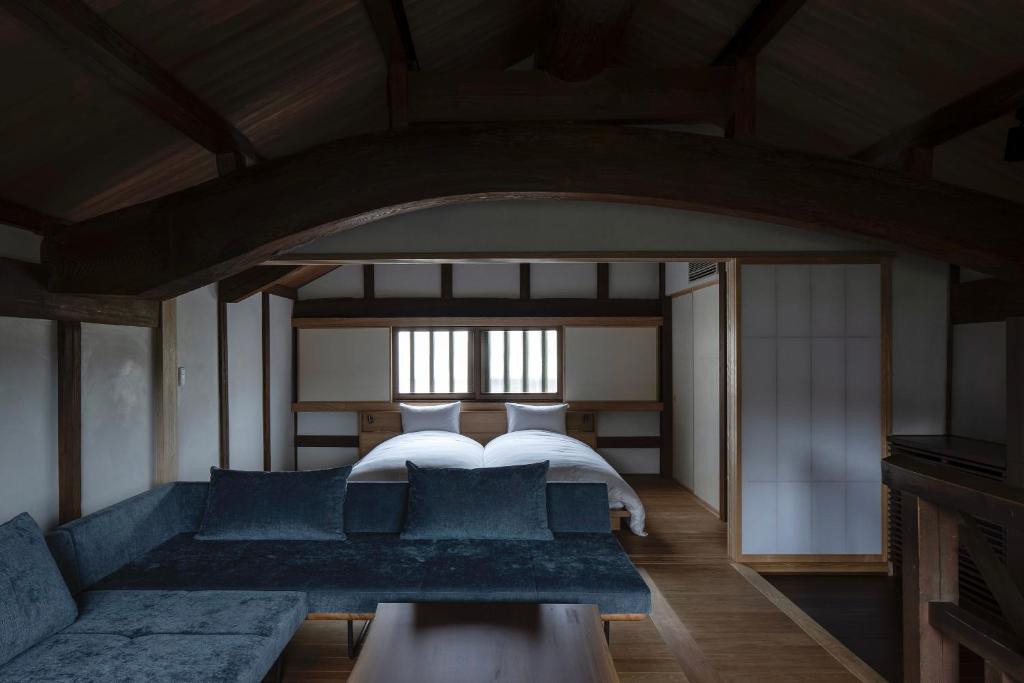 滔々 日本郷土玩具館 蔵の宿 toutou, Gangukan Kura no Yado photo 2