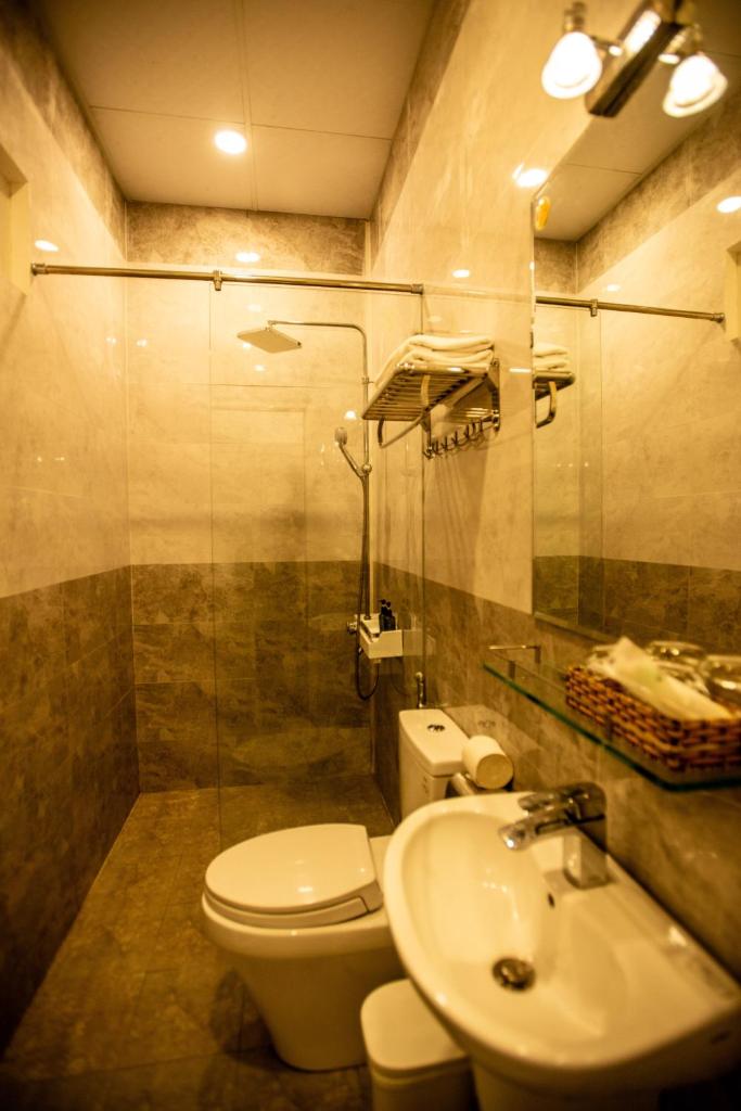 Tea leaf Hotel