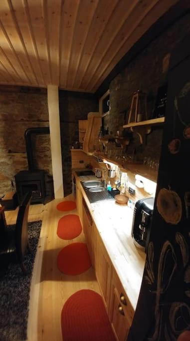 EskiZ - Our stone home photo 4