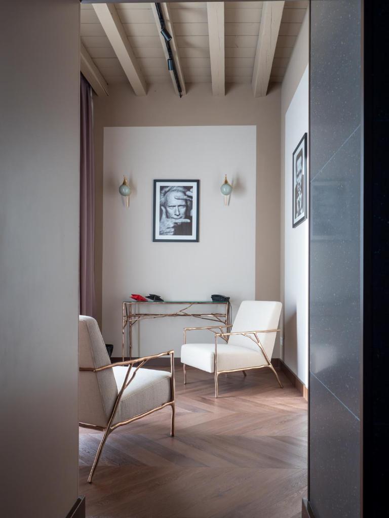 The Glam Boutique Hotel & Apt photo 3