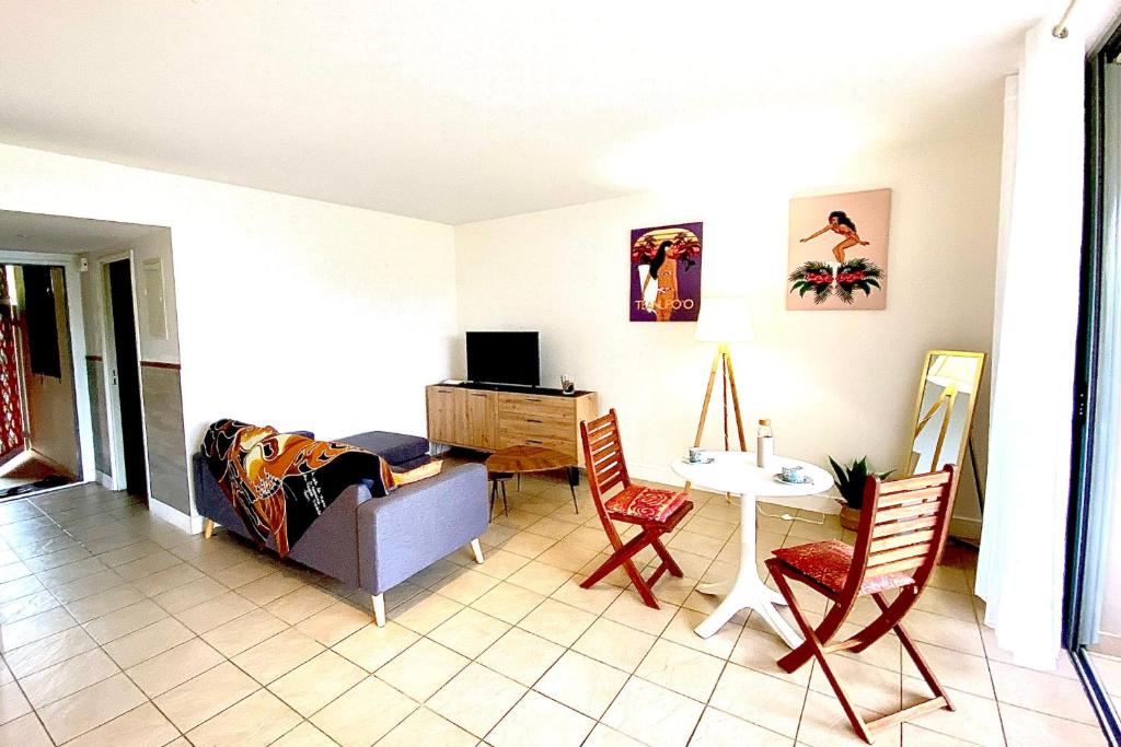 Tahiti Haven Lodge photo 1