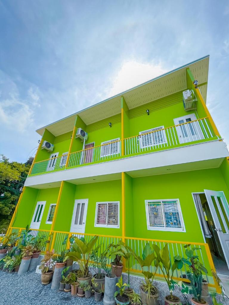 SIRILAK GARDEN HOME