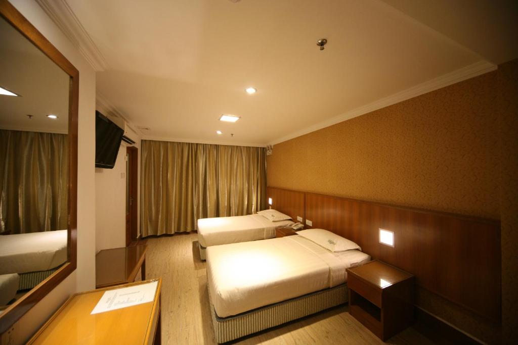 Двухместный (Двухместный номер Делюкс с 2 отдельными кроватями), Cardogan Hotel