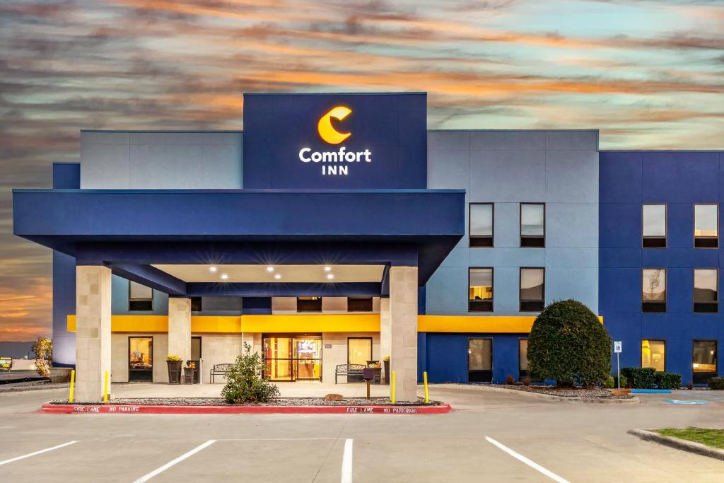 Comfort Inn - Weatherford image