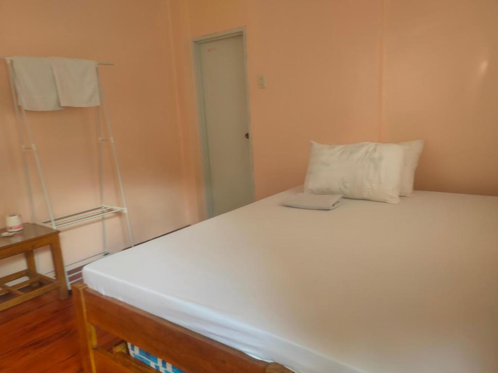 Fely's Homestay photo 3