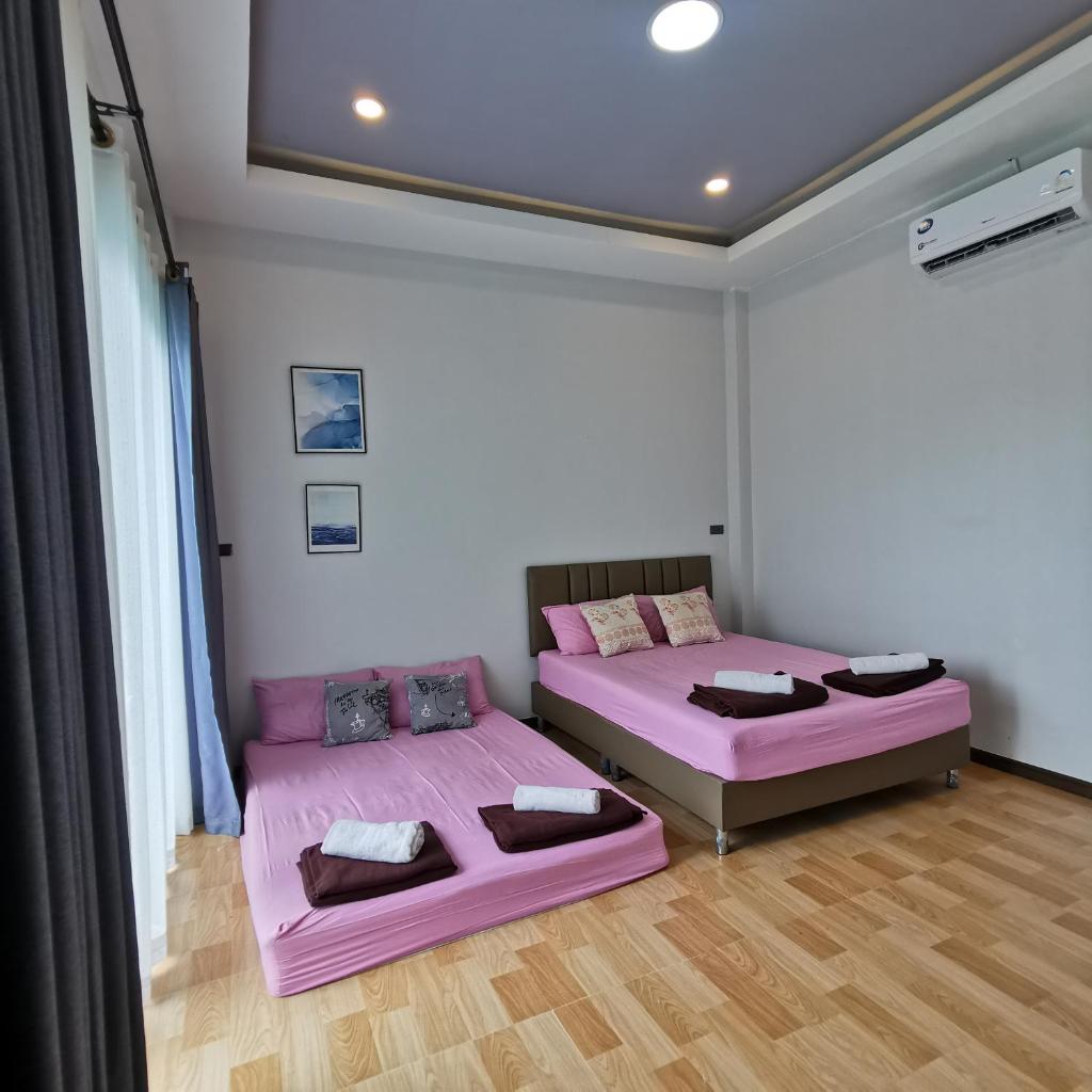 ภูริญาพู​ลวิลล่า photo 3