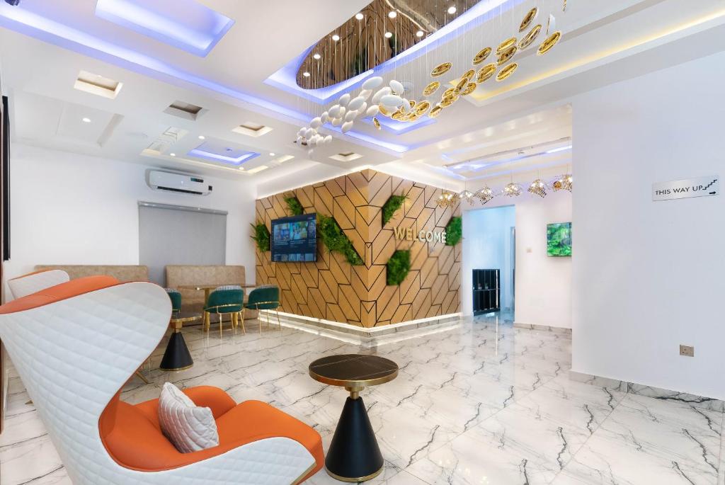 God's Touch Apartments Remi Fani Kayode GRA. Ikeja photo 2