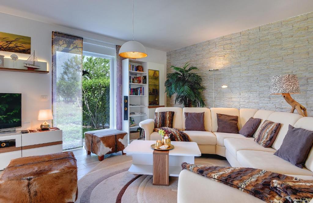 Villa Sunset with sea view for 6 persons near Novigrad photo 2