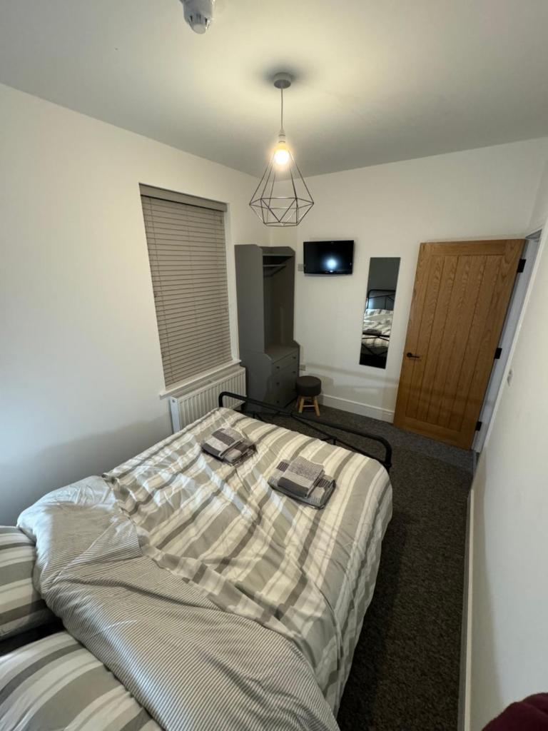 Flat 2,Gelli Gaer photo 1