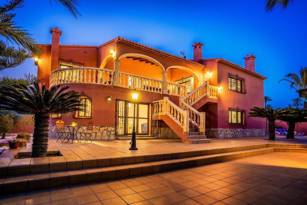 Villa Roja photo 1