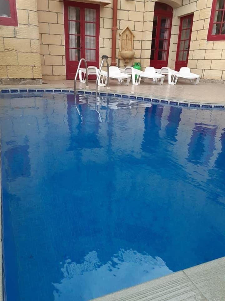 4 Bedroom Farmhouse with Private Pool in Xaghra Gozo photo 3