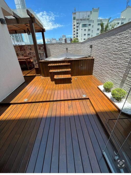 Incrível Apto, reta mar com Jacuzzi Privativa e garagem photo 2
