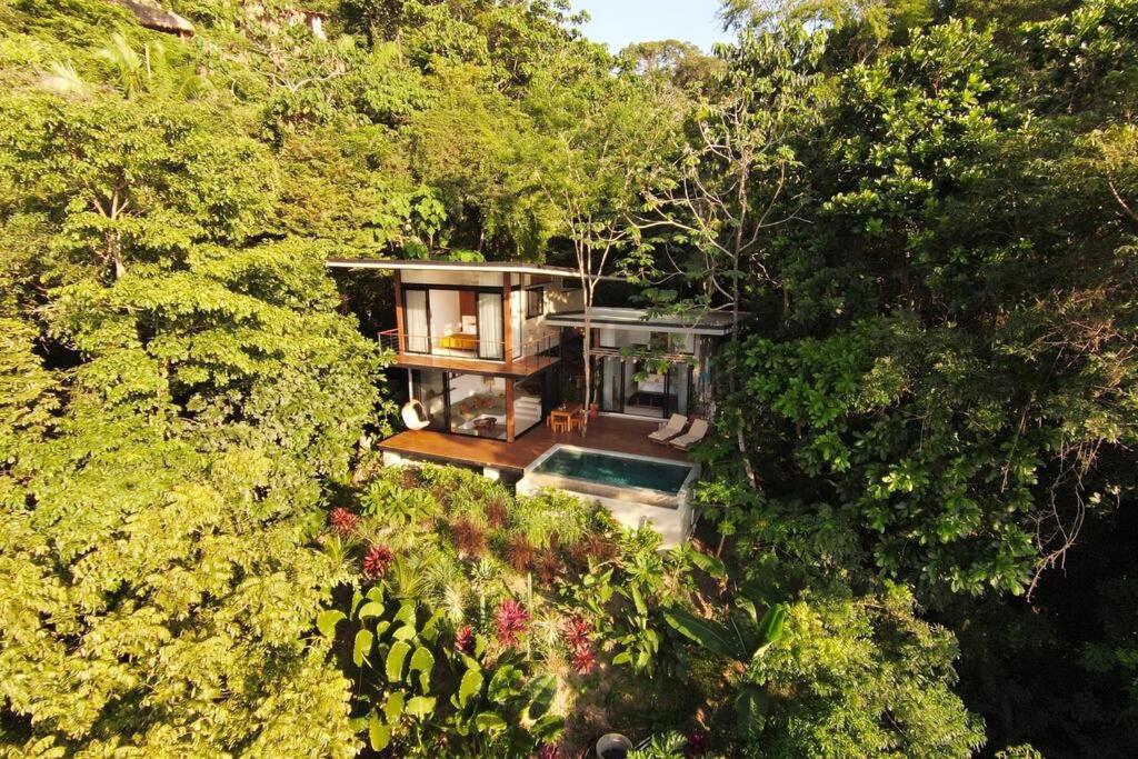 Casa Layla ocean/jungle paradise