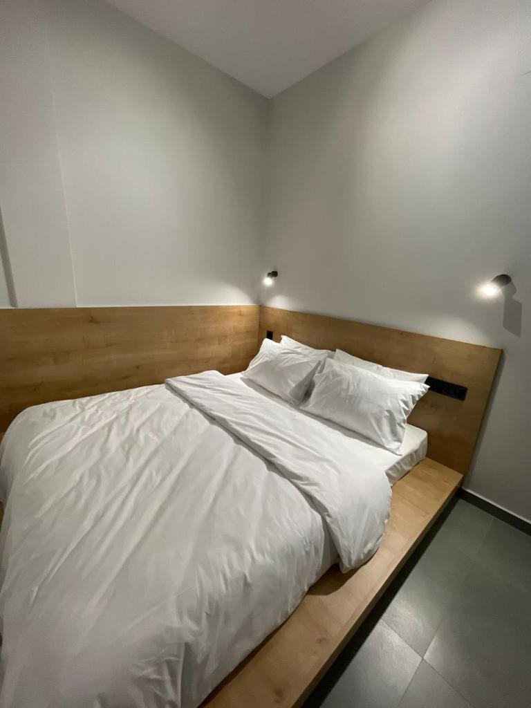 THEMIS URBAN STAY