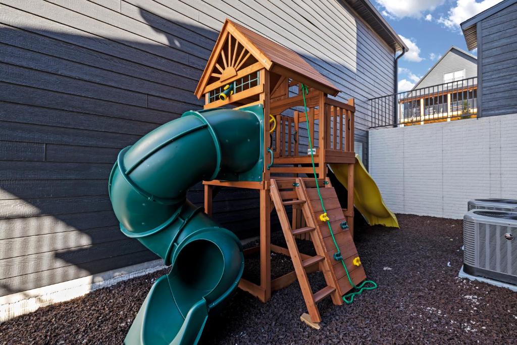 Tree House