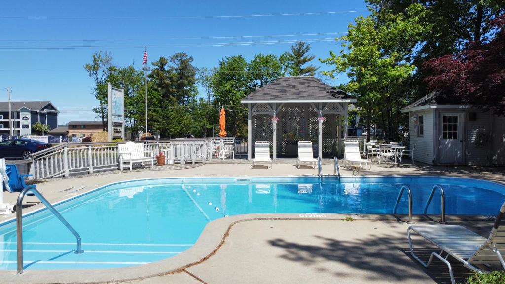 Traverse Bay Inn photo 3
