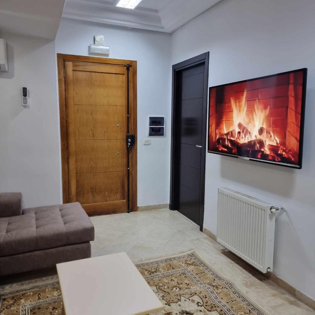 Spacious Apartment Ennasr 2 photo 4