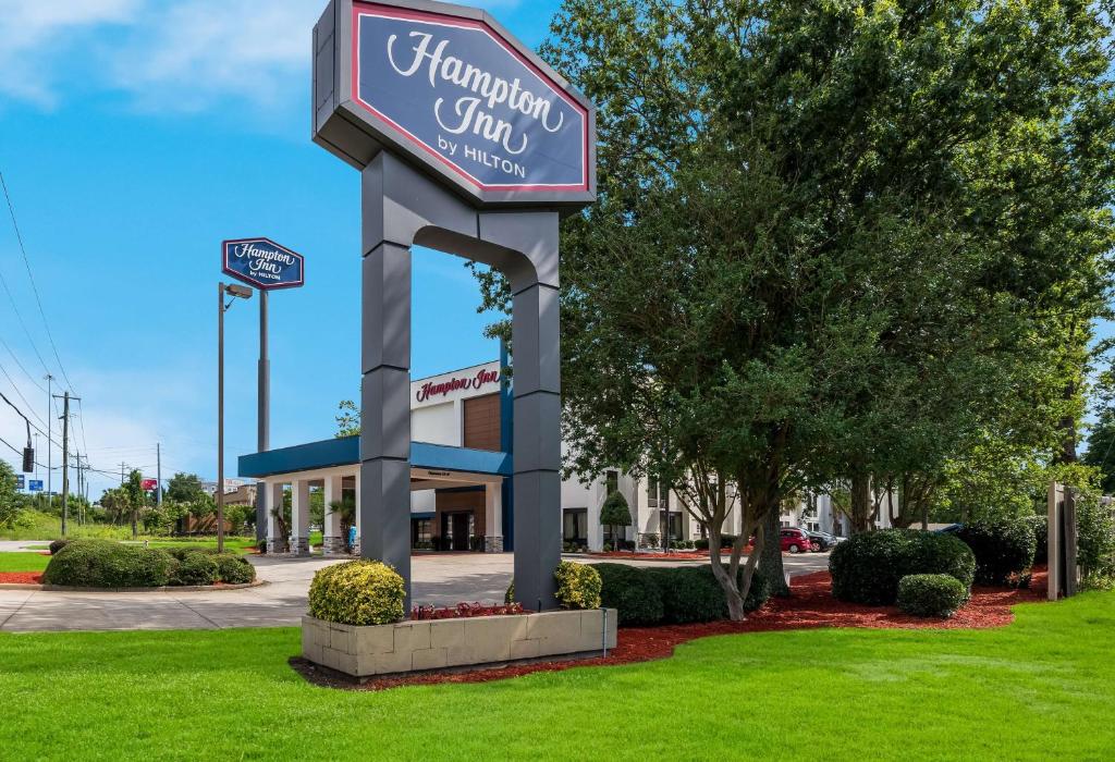Hampton Inn Columbia-I-26 Airport photo 2