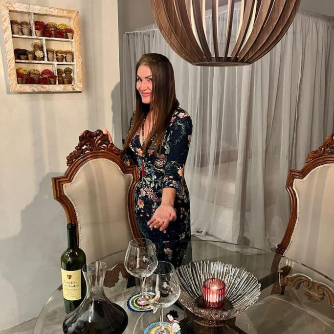 Chalé romântico, com vista panorâmica, para Casais photo 4