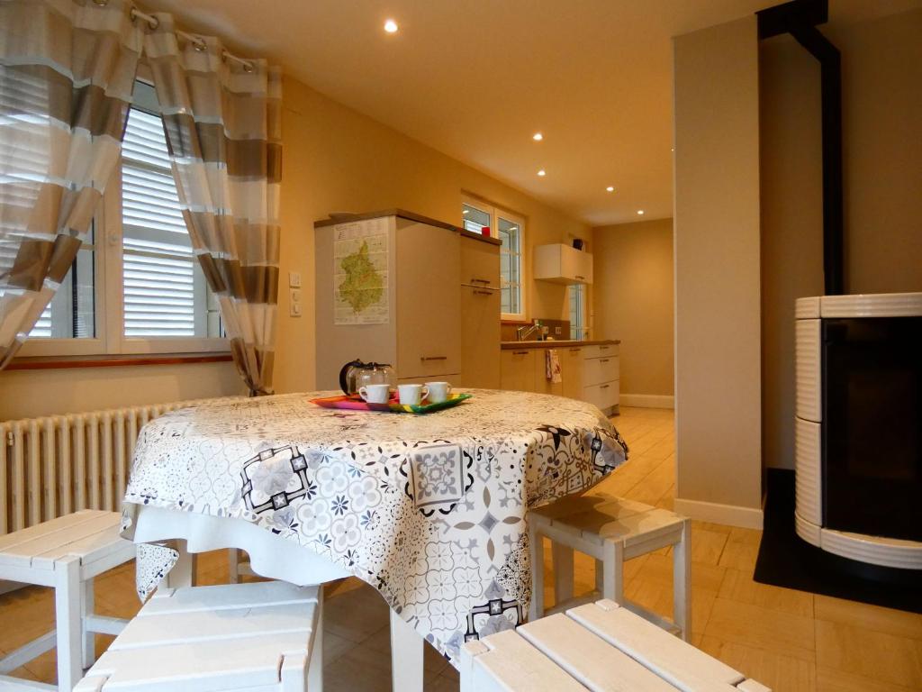 Gîte Senonches, 4 pièces, 6 personnes - FR-1-581-36 photo 4