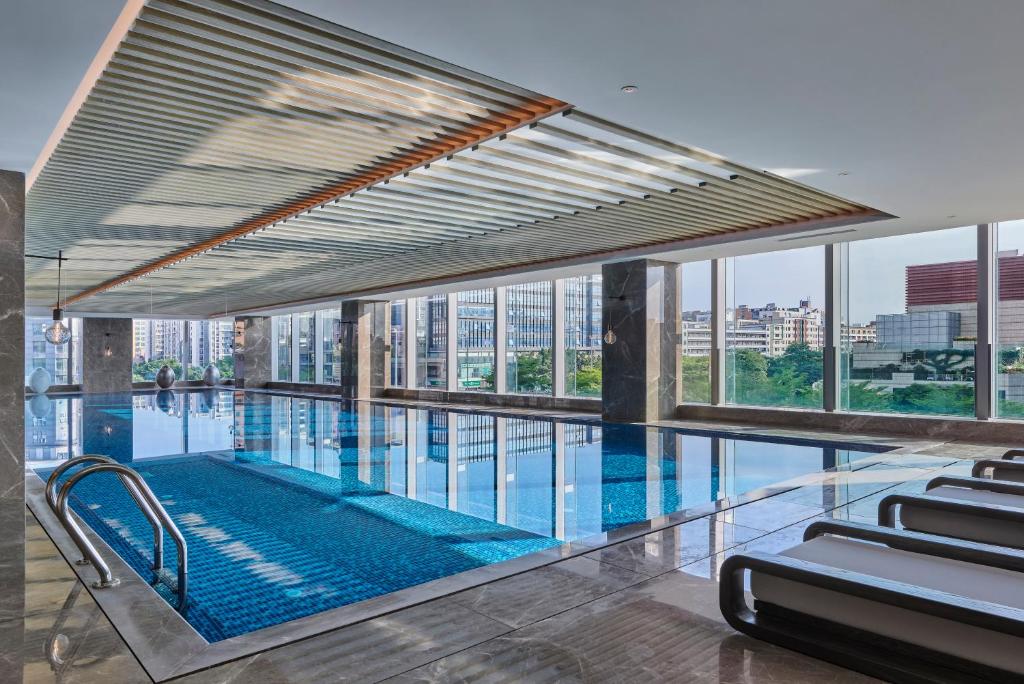 Doubletree By Hilton Shenzhen Airport photo 1
