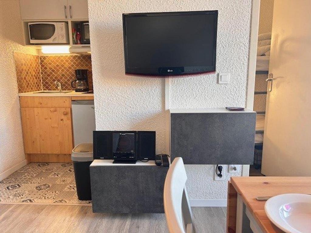 Appartement Risoul, 1 pièce, 4 personnes - FR-1-330-575 photo 3