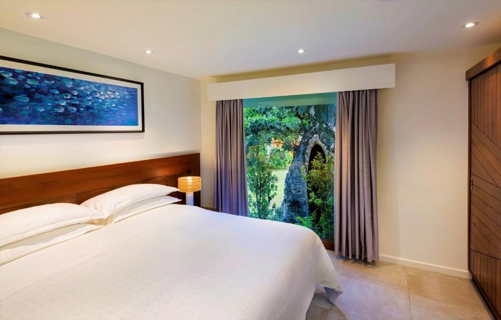 Sheraton Resort & Spa, Tokoriki Island, Fiji photo 1
