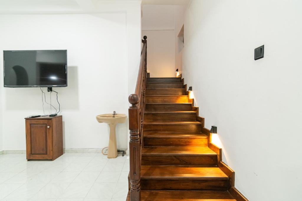 Omega Villa photo 2