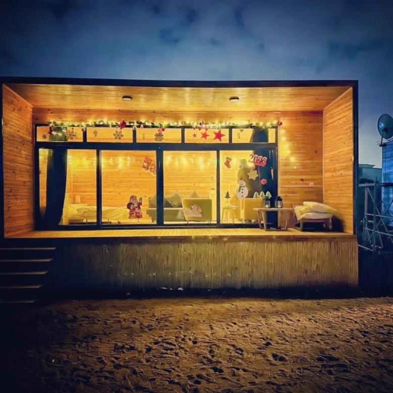 BEACH HOUSES photo 2