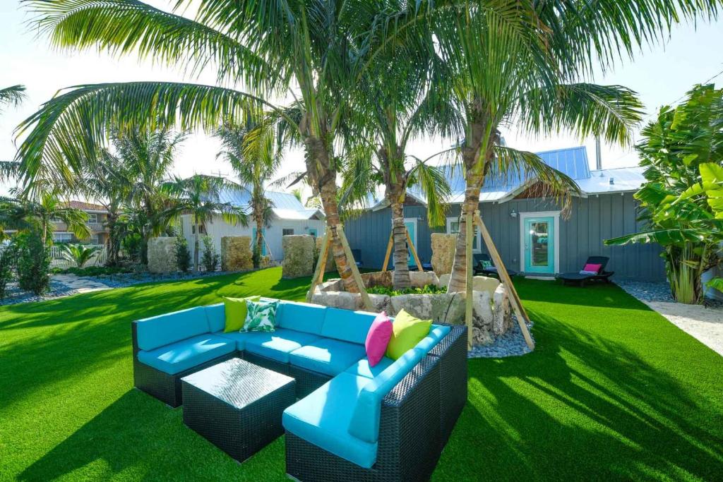 Villa #5 Seashell image