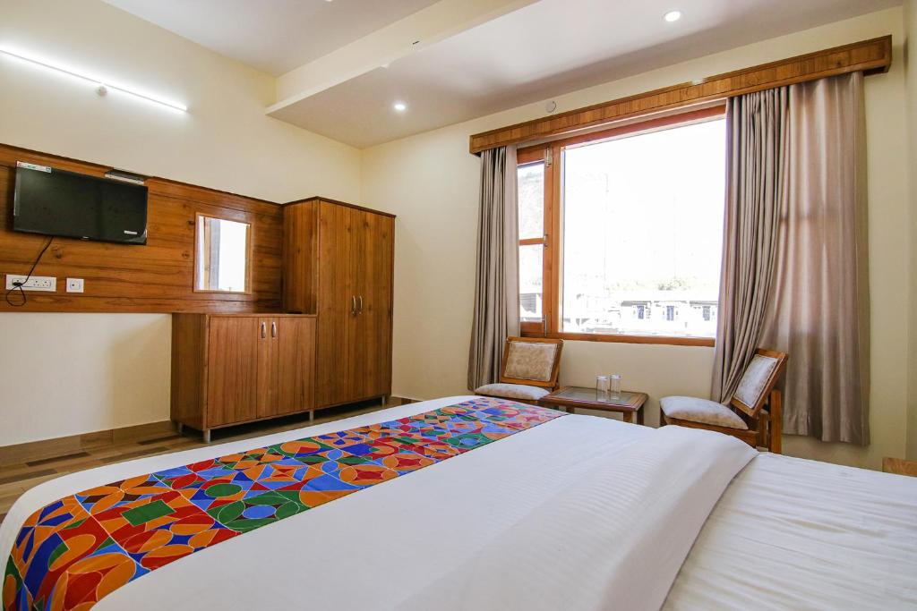 FabHotel Himalayan Park photo 4