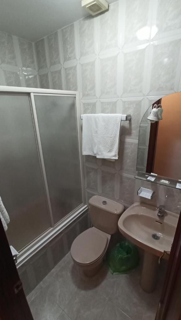Hostal Algaidas photo 1