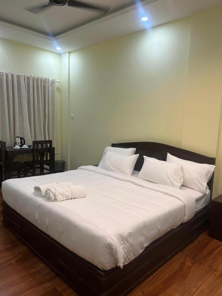 Athirappilly Inn photo 3