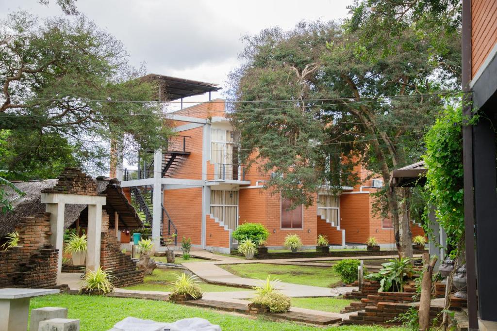Monaara Resort - Anuradhapura photo 1