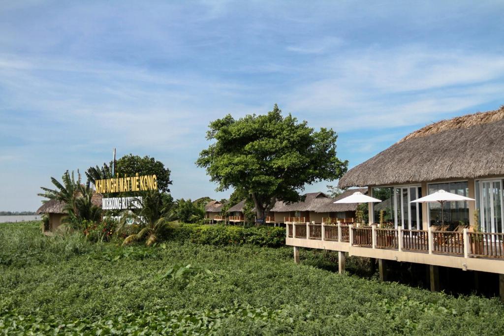 Mekong Riverside Boutique Resort & Spa
