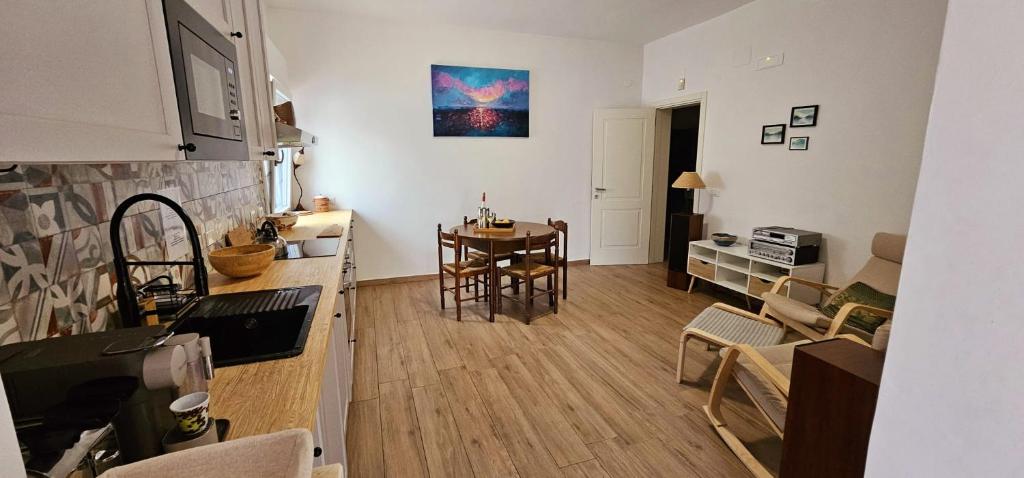 Seaside Villa with Hot Tub, 5mins walk from the sea photo 3