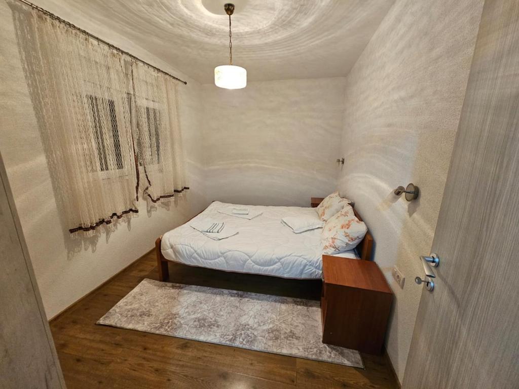 Apartman Šparović u blizini Porto Novog Kumbor photo 4