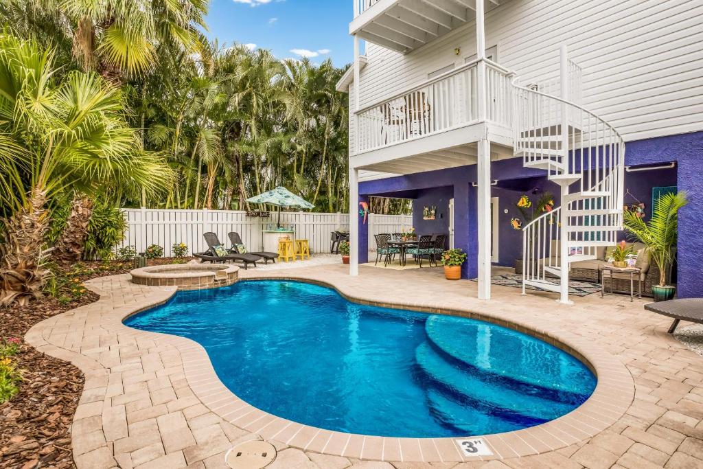 Banana Cabana image