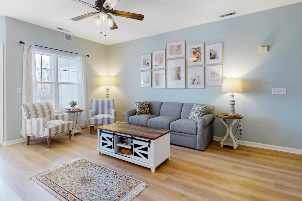 Villas at Bay Crossing --- 34670 Villa Cir, Unit 2207