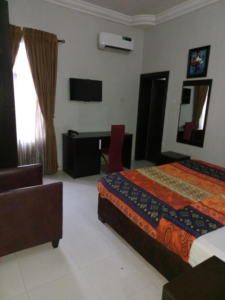 Lekki Phase 1 Apartments2 photo 4