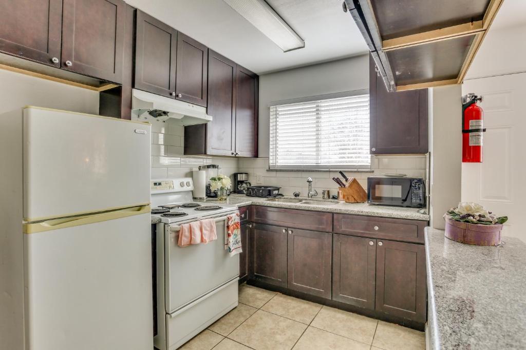 Cozy Apartment Near UCSF Fresno and Downtown