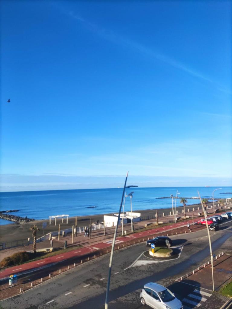 Apartment with seaview