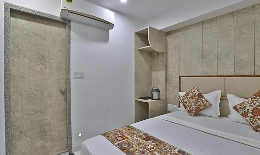 FabHotel Prime Legend photo 3