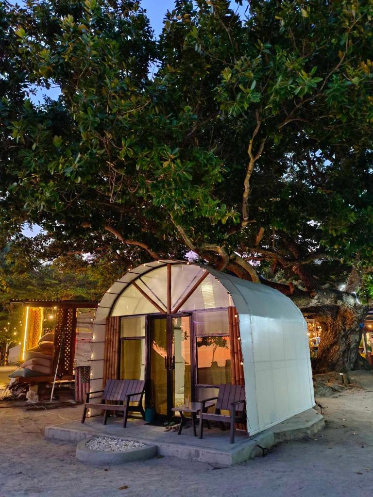 Siquijor Glamping Village photo 1