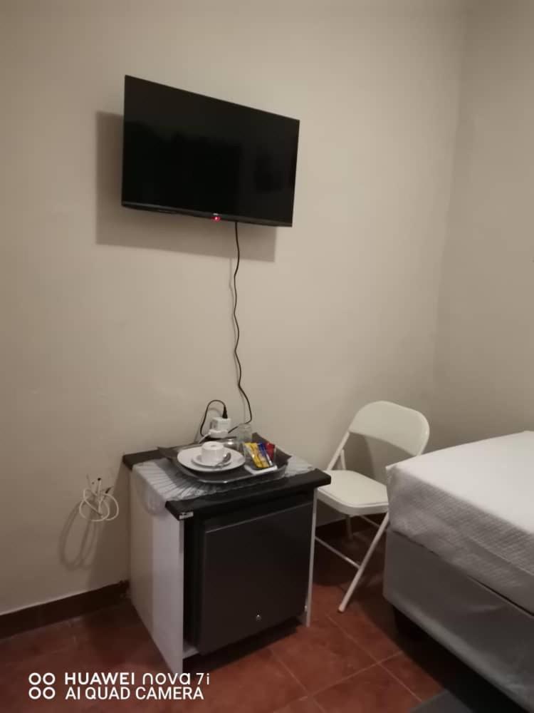 Fabulous Rest Inn photo 2