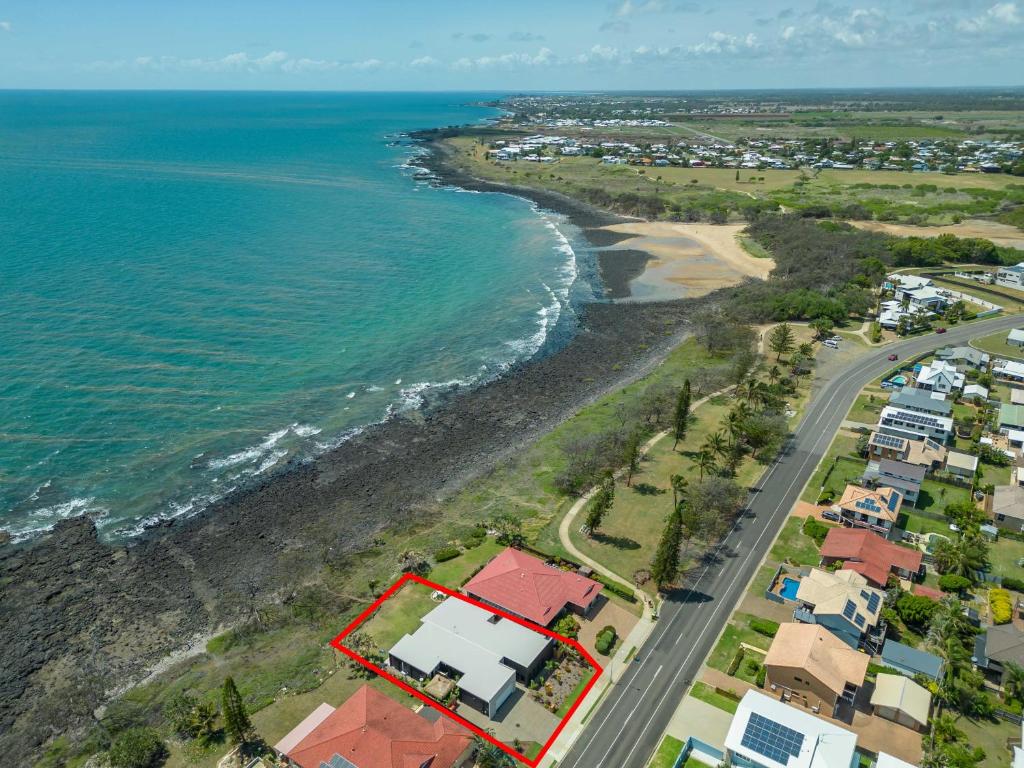 Baligara Absolute Oceanfront Guest Suite photo 3