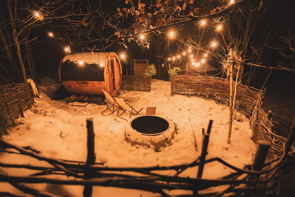 Cozy wood hut on the farm photo 3